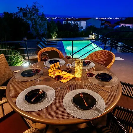Serenity With Private Pool Near The Apartment *