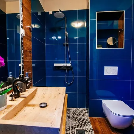 Apartment Serenity With Private Pool Near The