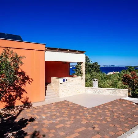 Serenity With Private Pool Near The *