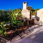 Serenity With Private Pool Near The