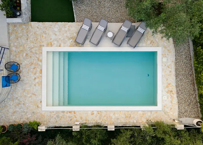 Serenity With Private Pool Near The Апартаменты *
